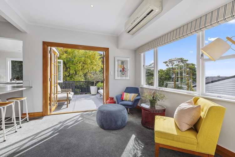 21 Waikare Street Karori_7