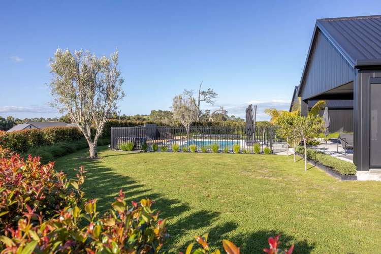 40 Diamond Lane Riverhead_32