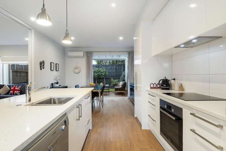 7 Sunview Street Silverdale_7