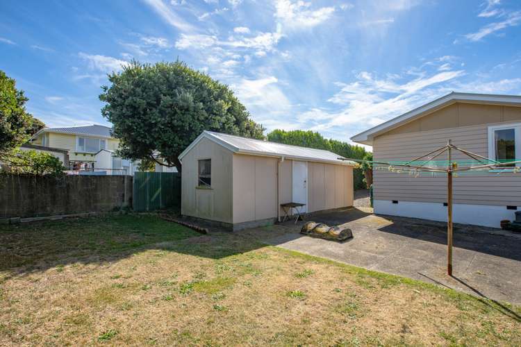 3 Terrace Road Titahi Bay_23