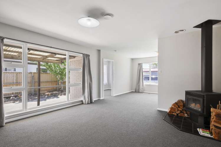 9A Fenhall Street Russley_2