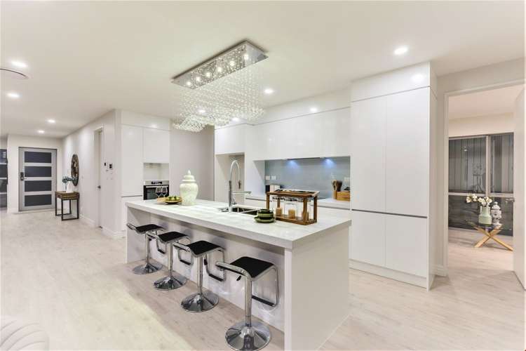 8 Barque Rise Long Bay_8