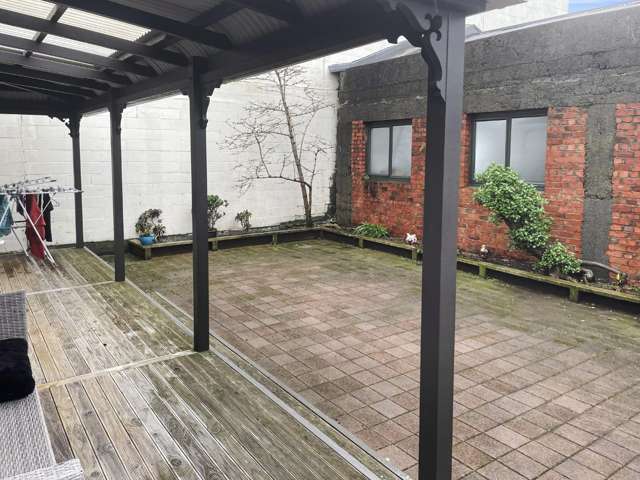 3-bedroom in Kilbirnie