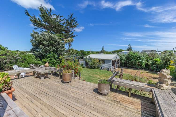 14 Rangitane Street Himatangi Beach_1