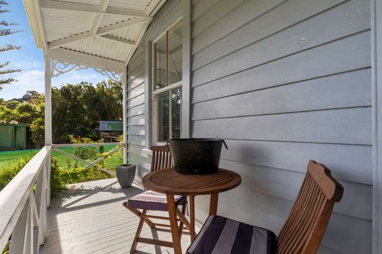 11 Green Lane Helensville_15