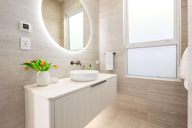 2 Caroline Street Mount Victoria_11