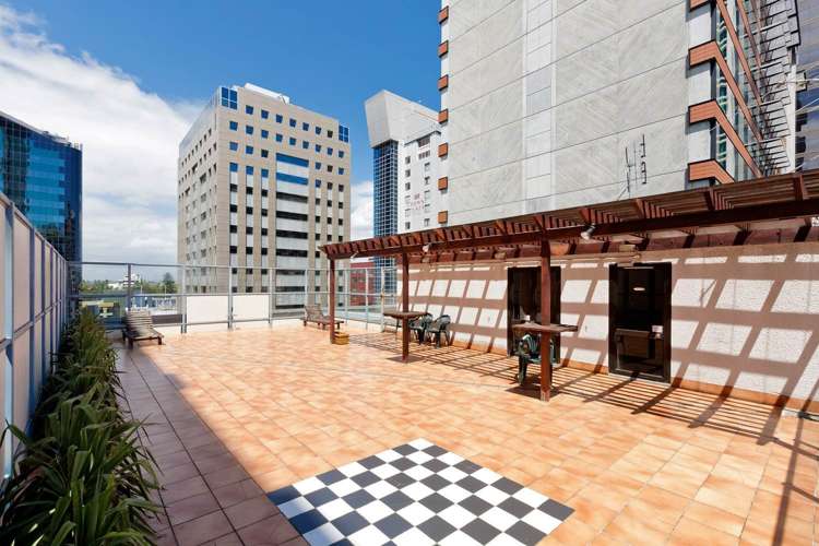 6B/105 Albert Street City Centre_8