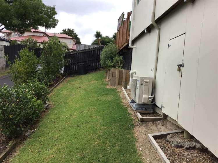 5 Xena Way Henderson_7