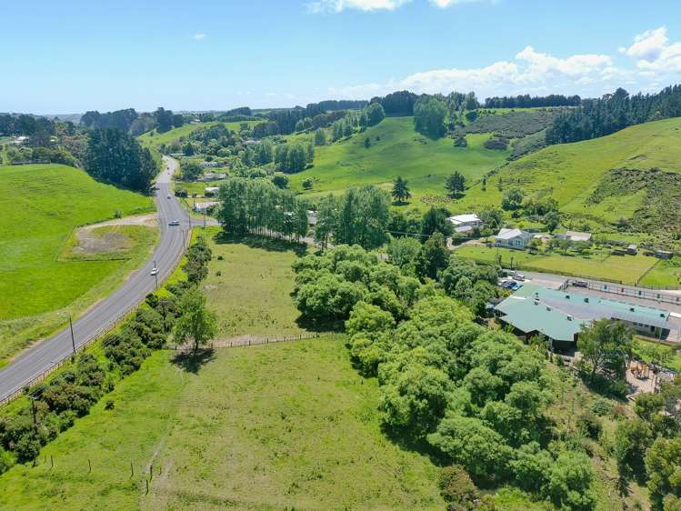 465 State Highway 3 Kaitoke_17