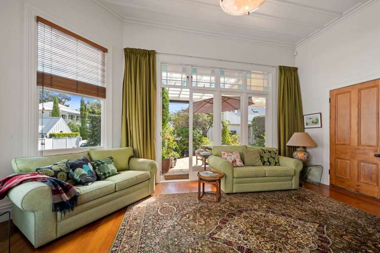 8 King Edward Parade Devonport_26