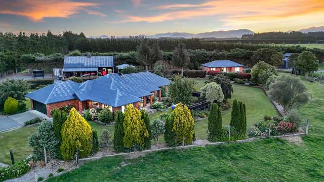 Lifestyle living with space, outstanding views