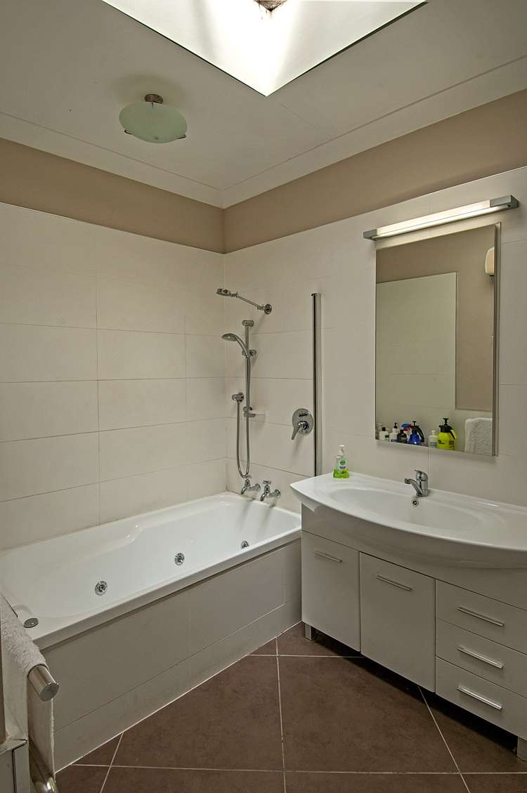 92 Landscape Road Mount Eden_21