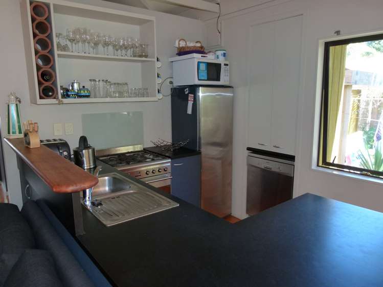 810 Cove Road Waipu_7