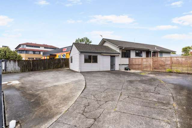 32 Aviemore Drive Highland Park_1