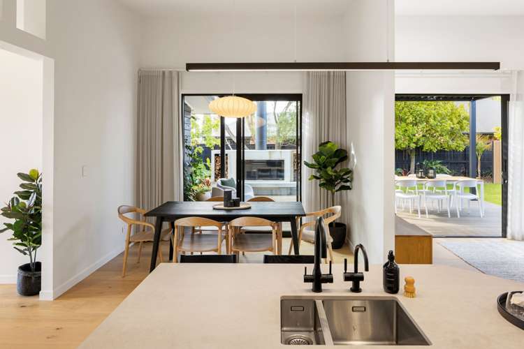 13 Margrain Close Huntington_13