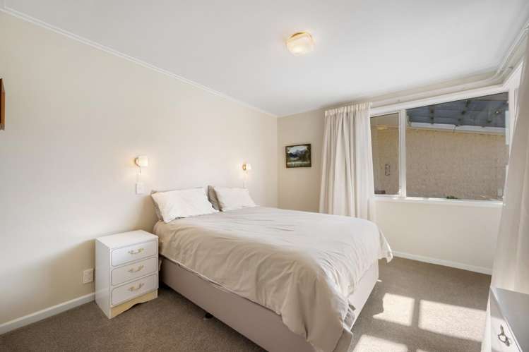 60 Beacon Point Road Wanaka_11