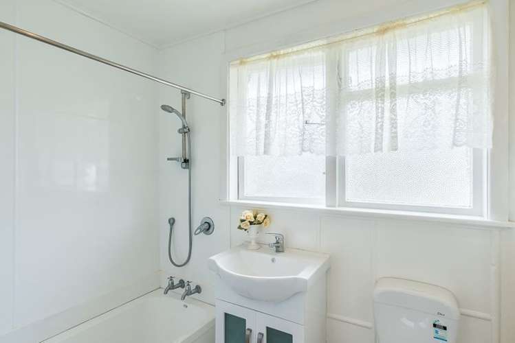 81 Godley Street Waiwhetu_8