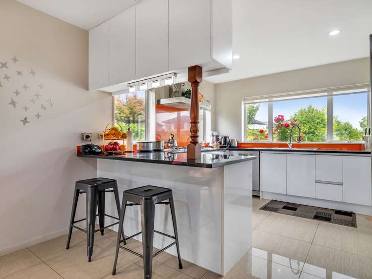 33 Pickaberry Avenue_5