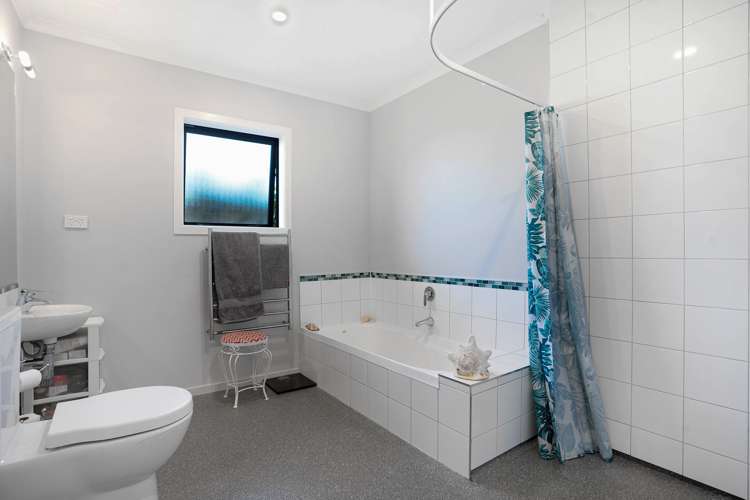 12 Solstone Drive Solway_14