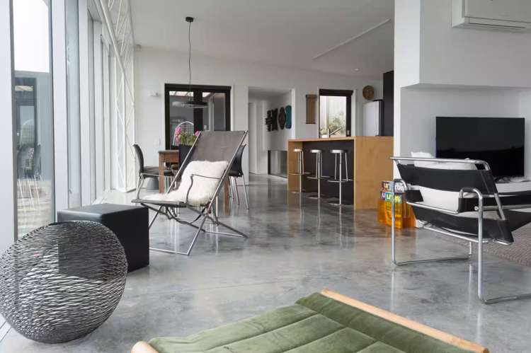  B/15 Hungerford Road Lyall Bay_7