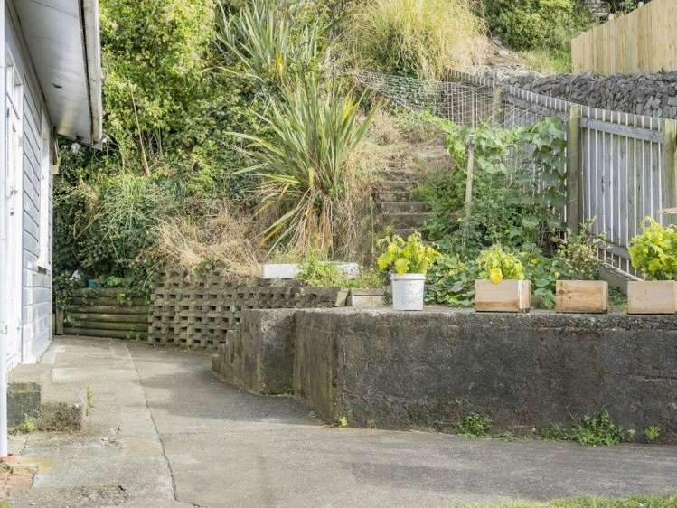 128 Saint Vincent Street Toi Toi_14