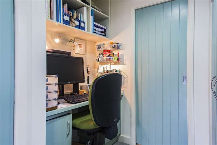 55 Batten Grove The Pines Beach_9