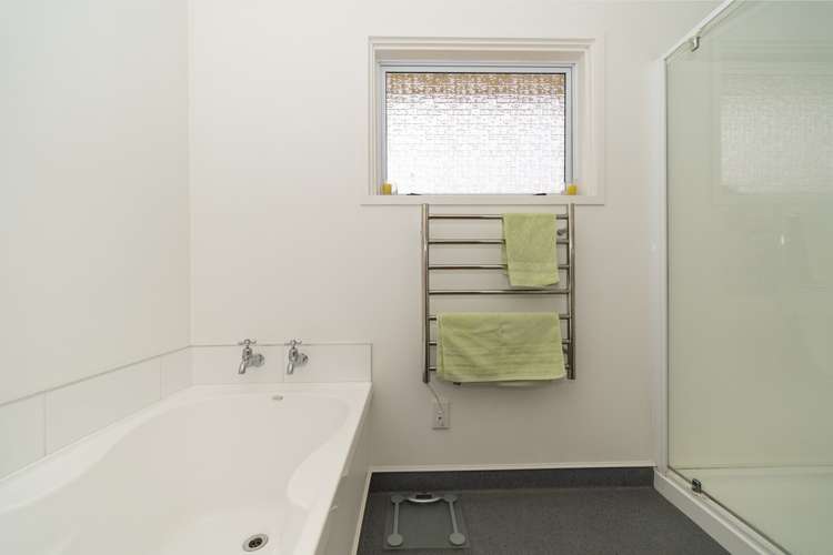 7 Cornwall Place Stoke_20