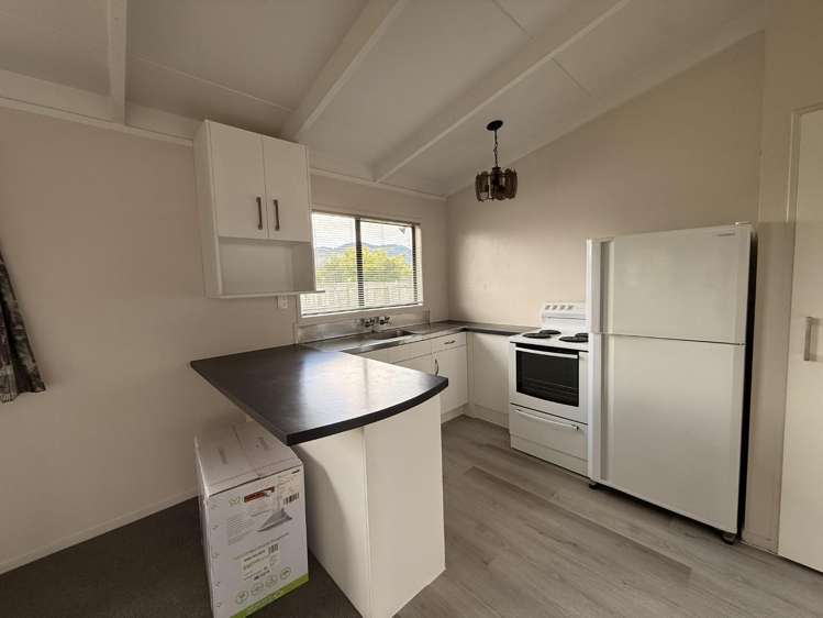 2/14 Brice Street 11209_5