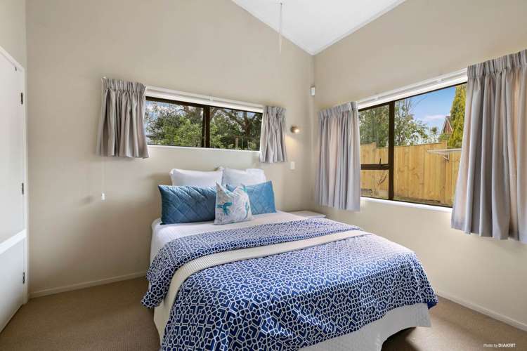 26 Wairata Place Te Atatu South_6