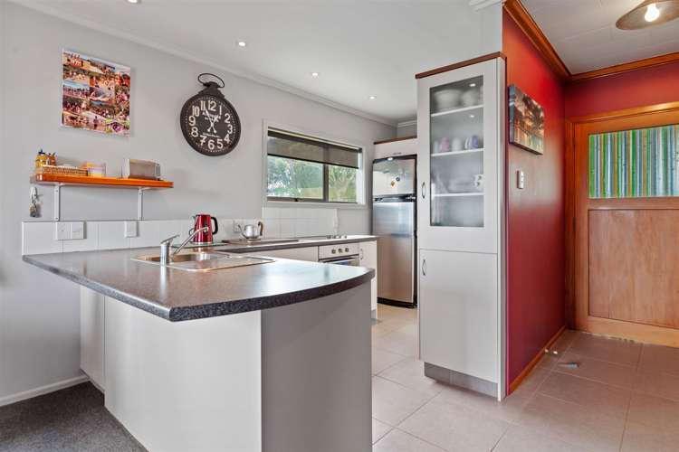 48 Arawa Avenue Maketu_11