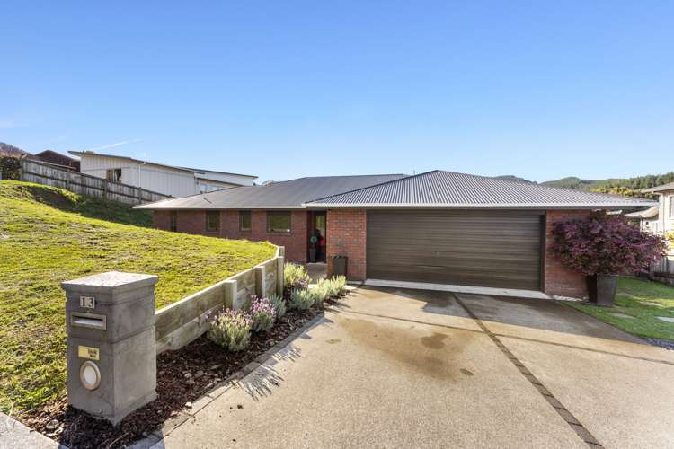 13 Frankie Stevens Place Riverstone Terraces_16