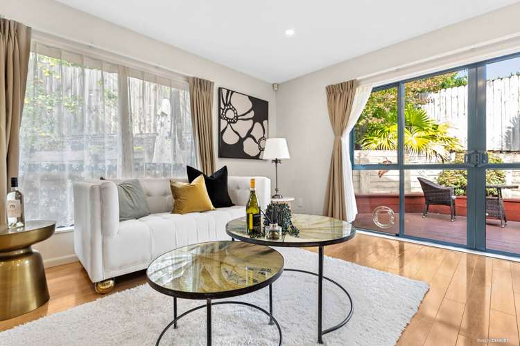 32 Lemon Grove Lane Greenhithe_7