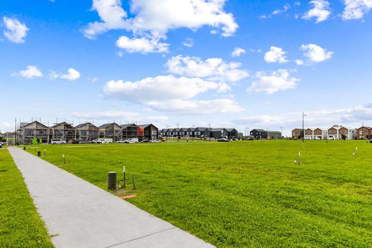 25 Black Angus Boulevard Karaka_6
