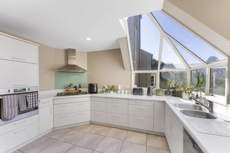 175 Rocking Horse Road Southshore_5