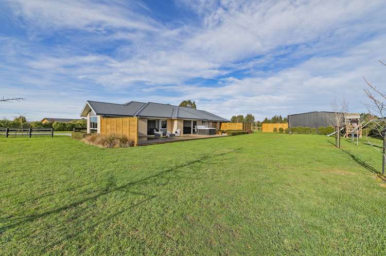 25 Landsborough Drive Darfield_1