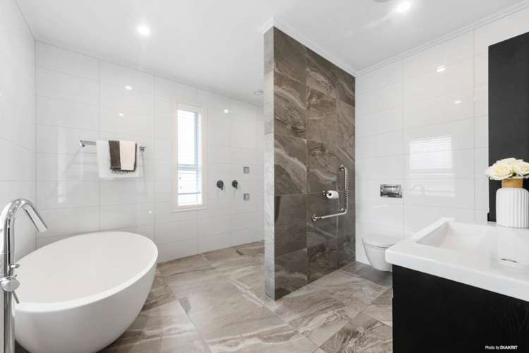 8a Jelas Drive Riverhead_20