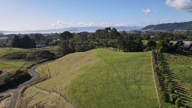 414C Dalbeth Road Hamurana_1