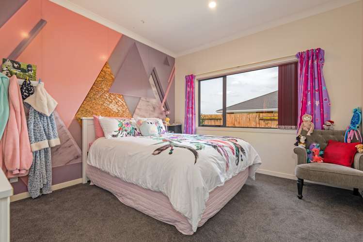 8 Crabapple Close Milson_13