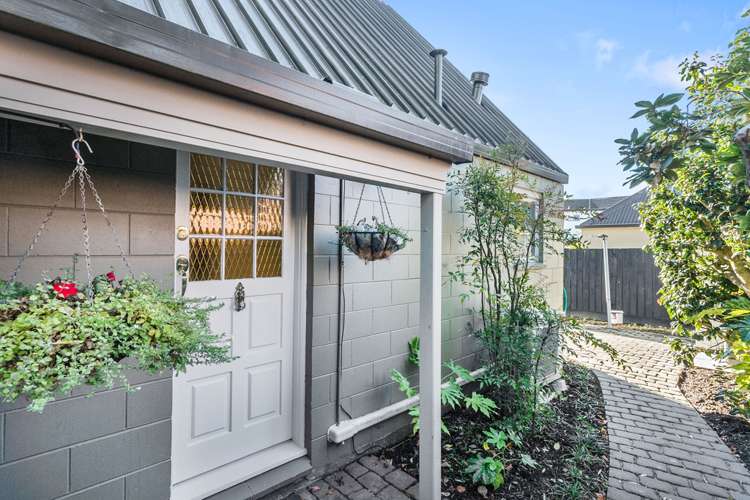 2/15 Jamell Place Avonhead_16