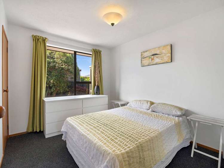 16a Glenbyre Place Bromley_20