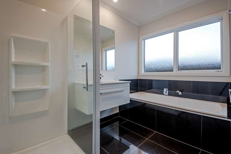 4 Stratford Court Fitzherbert_11