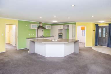 13 Thomas Road_3