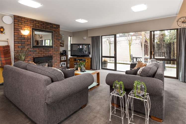 2 Bank Street Springlands_9