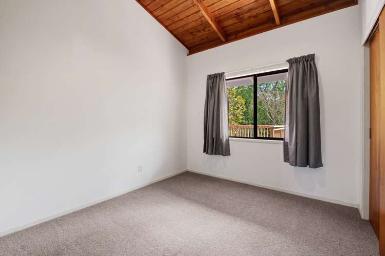 16 Dobell Road Stanmore Bay_15