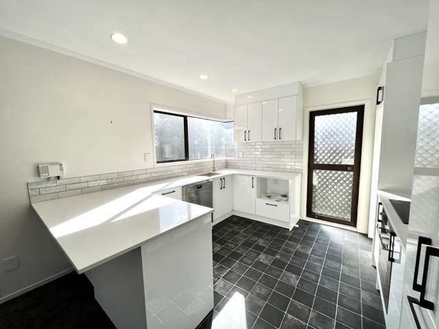 1 Forest Glen Orewa_3