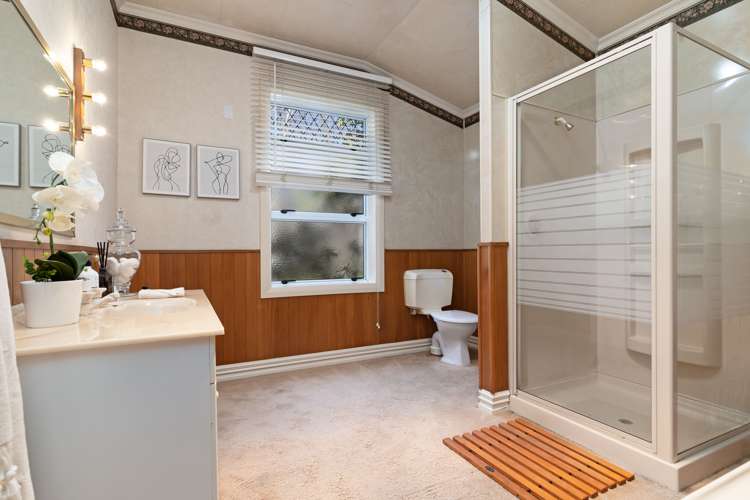 33 Chester Road Carterton_11