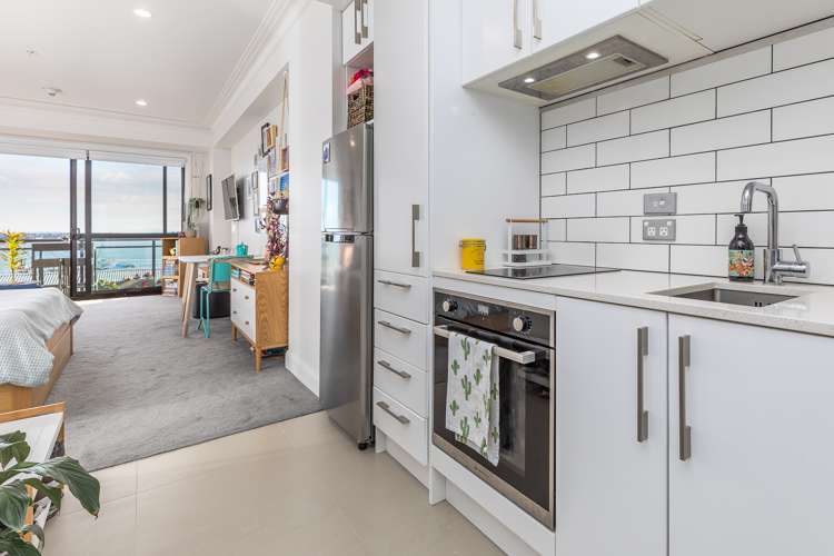 1109/22 Nelson Street Auckland Central_7