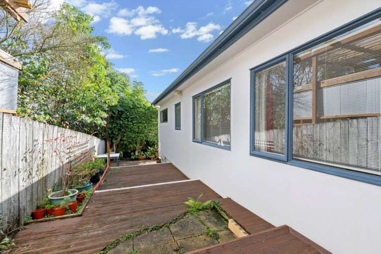 9a Elan Place Stanmore Bay_12