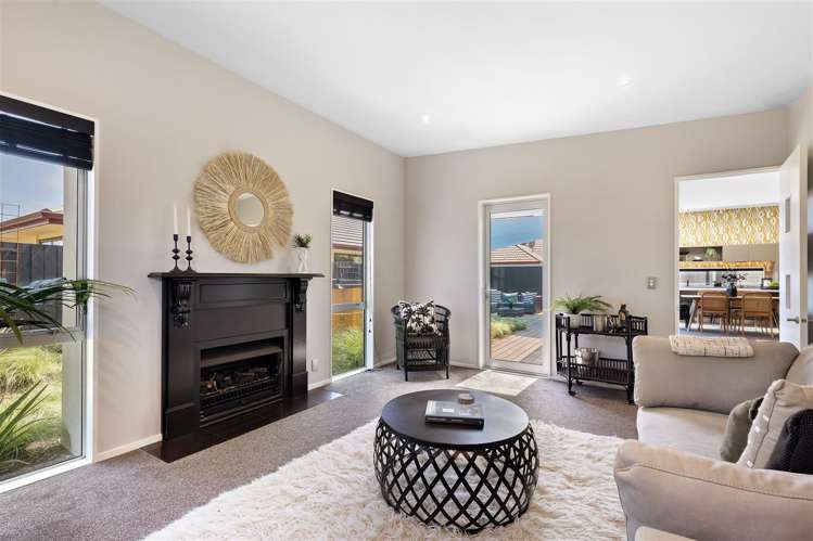 11 Linkwater Way Parklands_21