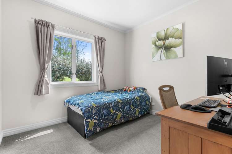 137 Going Road Matarau_25